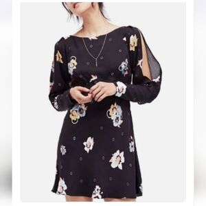 Sunshadow Mini Dress Bateau Neckline Long Slit Sleeves Flared Skirt Size 6 NWT